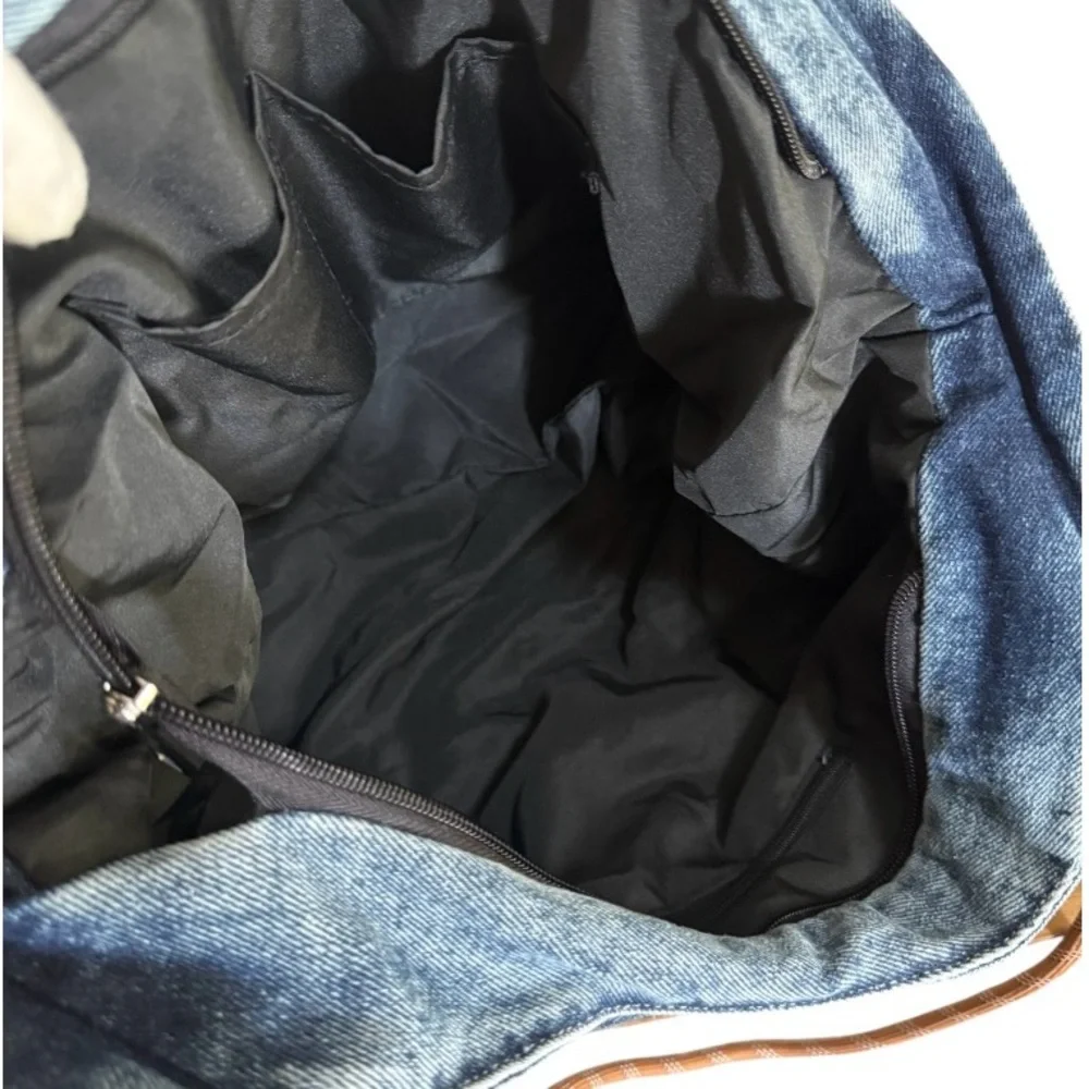 NWT Large Light Denim Tote Bag with Zip Top Closure! New! - Picture 8 of 10